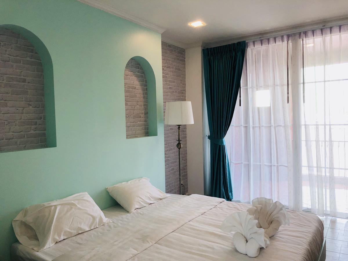 Krinnatra Villa Чонбури Екстериор снимка