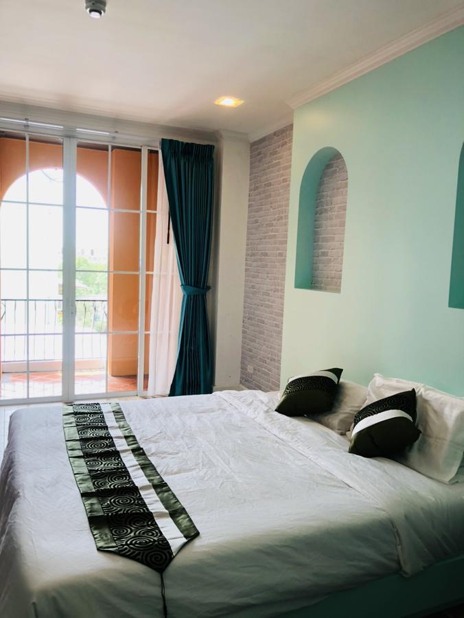 Krinnatra Villa Чонбури Екстериор снимка
